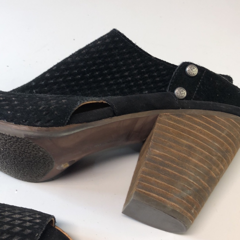 Cute, block heeled, open toed sandals - Picture 7 of 10